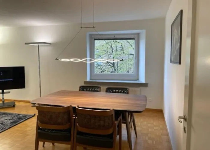 Apartment Cozy, Sunny, Center 1 Bedroom Flat *