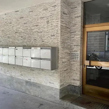 Cozy, Sunny, Center 1 Bedroom Flat * 취리히