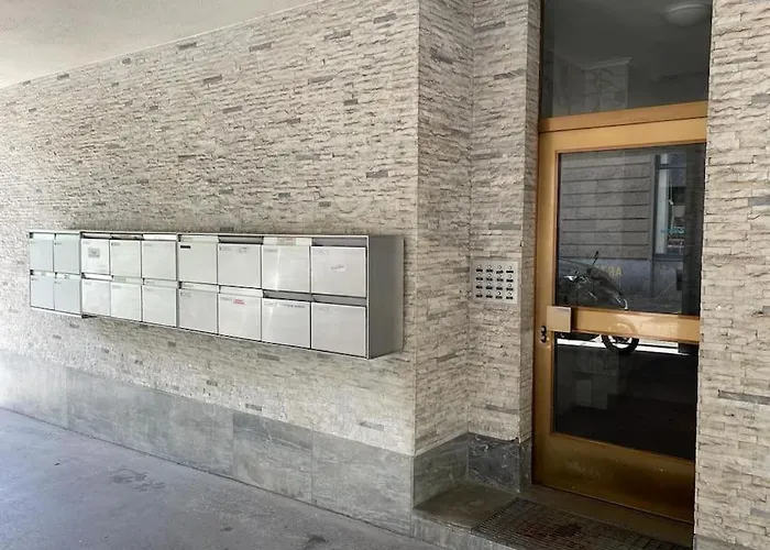 Cozy, Sunny, Center 1 Bedroom Flat * Zurique