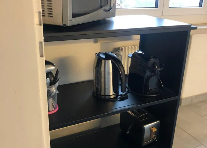 Cozy, Sunny, Center 1 Bedroom Flat Zurique